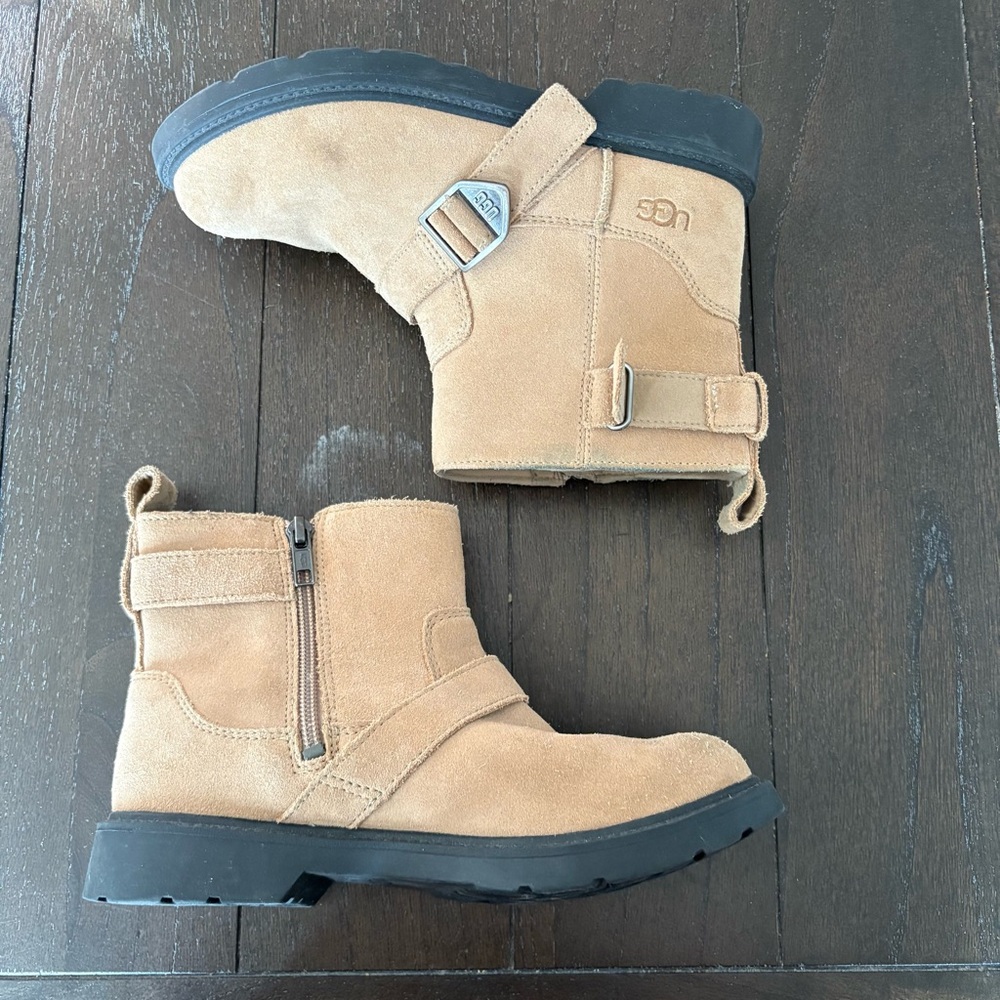 Ugg Ashton Short Weather Boot Boots Tan Suede Buckle Beige Size 3 Kids Unisex‎